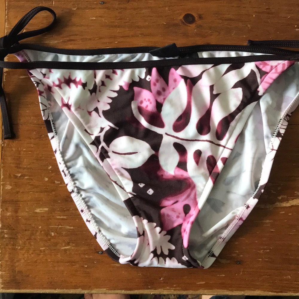 Bikini 👙 bottoms